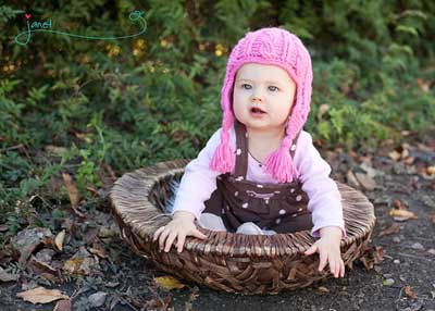 image مدل های زیبای کلاه بافتنی رنگی برای نوزاد