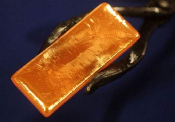image تصاویر دیدنی از چگونگی ساخت شمش های طلا