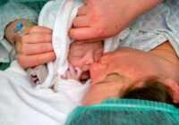 image عکس اولین نوزاد متولد شده در تاریخ روز ۱۲ ماه ۱۲ سال