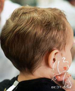 image آموزش عکس به عکس کوتاه کردن موی پسر بچه در خانه