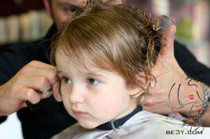 image آموزش عکس به عکس کوتاه کردن موی پسر بچه در خانه