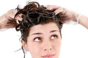 image درمان های مفید خانگی برای موهای چرب و چربی مو