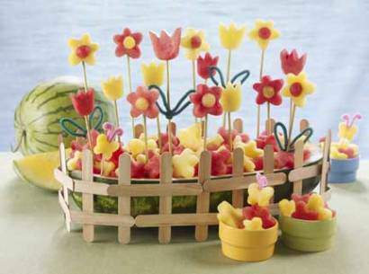 image مدل های جدید تزیین میوه برای مهمانی های بچه ها