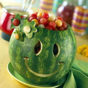 image مدل های جدید تزیین میوه برای مهمانی های بچه ها