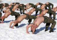 image تمرینات بدنی نیروهای ویژه ارتش کره جنوبی در برف و یخ