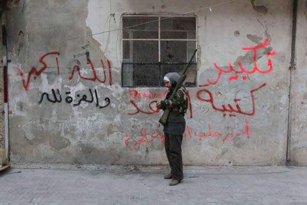 image عکس های جالب تک تیراندازان زن در ارتش سوریه