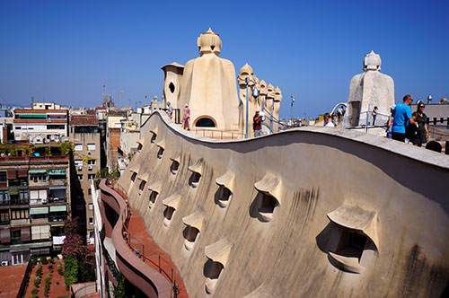 image عکس های شاهکار معماری جهان قصر میلا بارسلونا اسپانیا