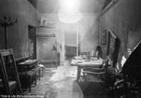 image عکس اتاقی که هیتلر معروف در آن خودکشی کرده