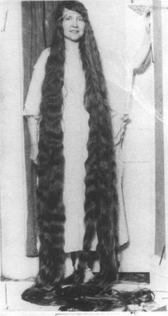image عکس آدم های که بلندترین موهای دنیا را دارند