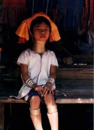 image عکس های زنان گردن دراز تایلندی