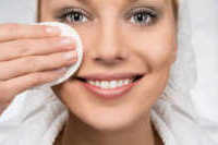 image توصیه های مناسب برای نحوه پاک کردن آرایش از صورت