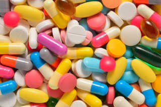 image عوارض جانبی موارد مصرف و منع دارویی قرص های سرماخوردگی
