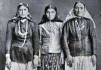 image عکس دیدنی زنان باکلاس دوره قاجاریه
