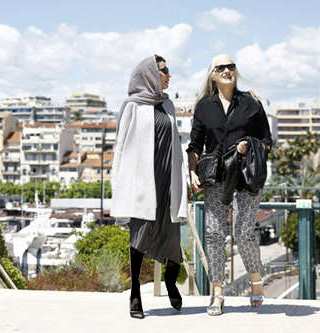 image گزارش تصویری لباس های لیلا حاتمی جشنواره کن