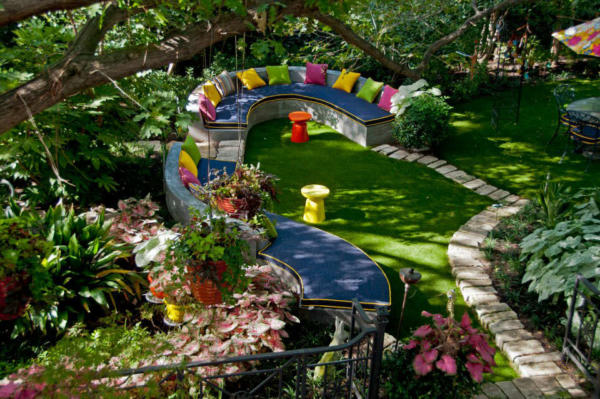 image ایده ساخت یک باغ زیبا در حیاط خانه