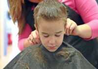 image چه کنیم بچه از کوتاه کردن مو نترسد
