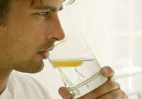 image صبح ها سرحال باشید با نوشیدن آب داغ لیمو