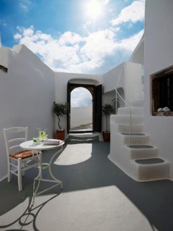 image عکس های رویایی ترین هتل جهان در یونان جزیزه سانتورینی