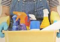 image راهکارهای مهم برای حفظ سلامتی پوست موقع نظافت خانه