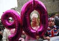 image عکسی زیبا از جشن تولد نود سالگی ملکه بریتانیا