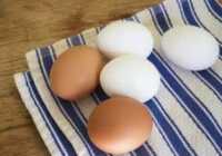 image تخم مرغ تازه قبل از مصرف را باید شست یا خیر