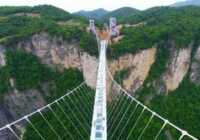 image تصویر بلندترین و طولانی ترین پل شیشه ای جهان چین