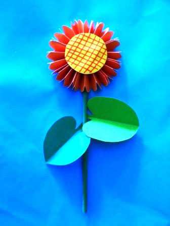 image آموزش تصویری ساخت کاردستی گل برای کار عملی مدرسه