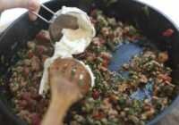 image آموزش نحوه پخت ماکارونی صدفی با سس خوشمزه
