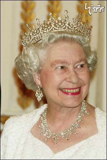 image عکس های دیدنی از جواهرات خیره کننده ملکه انگلستان