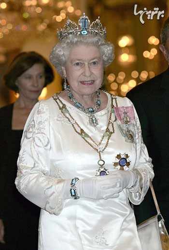 image عکس های دیدنی از جواهرات خیره کننده ملکه انگلستان