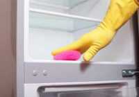 image آموزش نحوه صحیح شستن و تمیز کردن یخچال