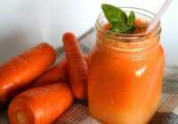 image فایده و ضرر نوشیدن آب هویج برای سلامتی