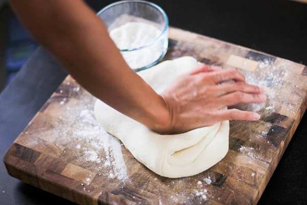 image آموزش مرحله ای پخت نان باگت یا نان فانتزی تازه در خانه