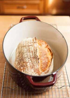 image طرز پخت نان خمیر ترش خانگی