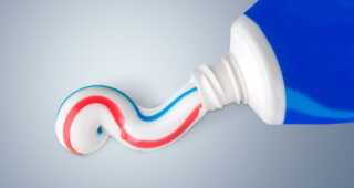 image بهترین راه برای تسکین درد دندان شبانه و ناگهانی